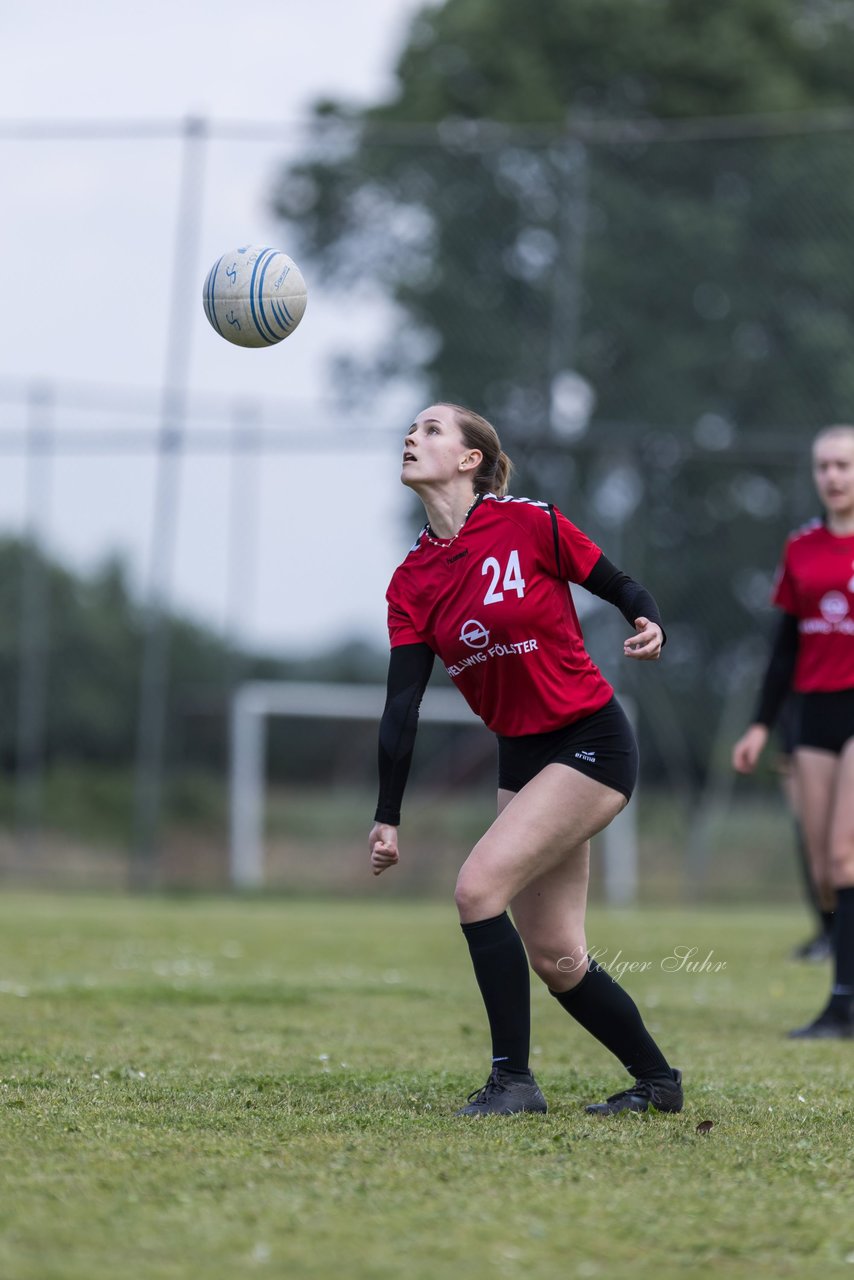 Bild 515 - wU16 TSV Breitenberg, TSV Wiemersdorf, ESV Schwerin, VfL Kellinghusen, TSV Wiemersdorf 2